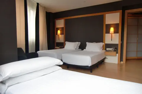 Hotel Barcelona Universal in Barcelona — foto 14