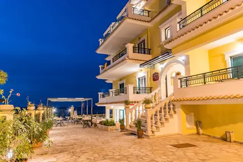 Andreolas Luxury Suites Hotel in Δημοτική Ενότητα Ζακυνθίων — foto 23