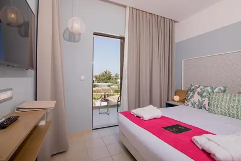 Lindos Breeze Beach Hotel in Κιοτάρι — foto 9