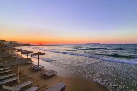 Sunset Beach in Δημοτική Ενότητα Γουβών — foto 3