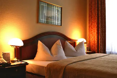 HENRI Hotel Berlin Kurfürstendamm in Berlijn — foto 14