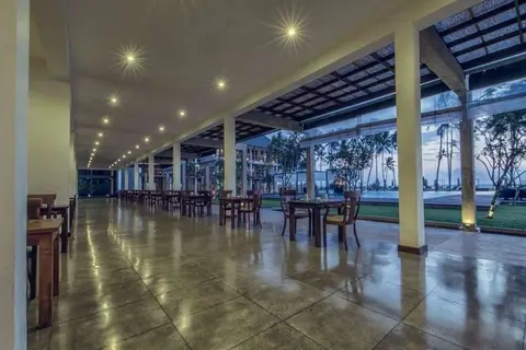 Suriya Luxury Resort in Waikkala — foto 27