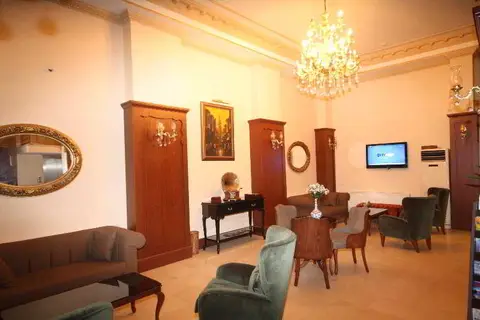 Sirkeci Park in Fatih — foto 9
