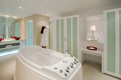 Petasos Beach Resort & Spa in Πλατύς Γιαλός — foto 25