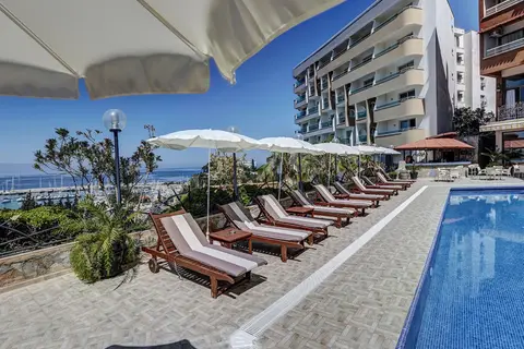 Suhan Seaport Hotel in Kusadasi — foto 3