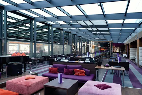 Hotel Park Inn by Radisson Berlin Alexanderplatz in Berlijn — foto 9