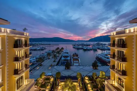 Regent Porto Montenegro in Tivat — foto 27