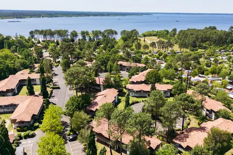 Vakantiepark Les Cottages Du Lac in Parentis-en-Born, foto 7
