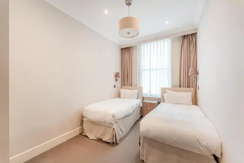 Ashburn Court Apartments in Londen — foto 12