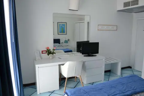 Hotel Le Fioriere in Praiano — foto 6