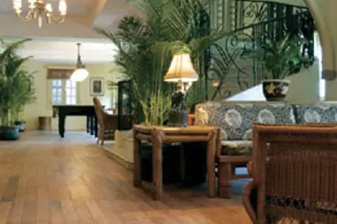 Raffles Grand Hotel d'Angkor in Siem Reap