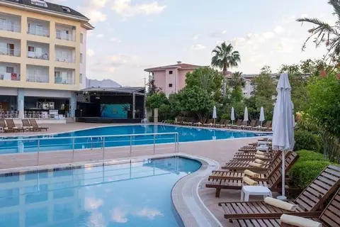 Pine House Hotel in Kemer — foto 10