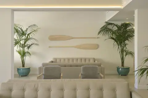 Sunrise Gardens Hotel in Παραλίμνι — foto 11