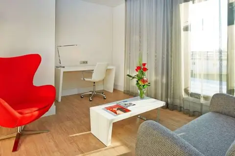 NH Collection Barcelona Gran Hotel Calderón in Barcelona — foto 18