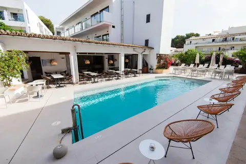 Petit Garden Hotel by Flacalco in Cala Ratjada — foto 13