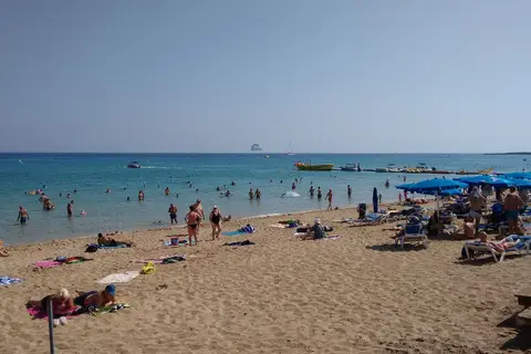 Vrissaki Beach Hotel in Παραλίμνι — foto 25