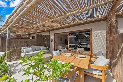 NÔA Curacao in Willemstad — foto 7