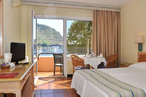 Baía Madeira Hotel - Ocean Beachfront in Machico — foto 12