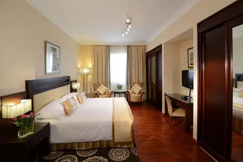 Grand Millennium Dubai in Dubai — foto 26