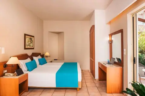 Elotis Suites in Κάτω Σταλός — foto 22
