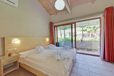 Rouda Bay Beach Hotel in Δημοτική Ενότητα Ελλομένου — foto 25
