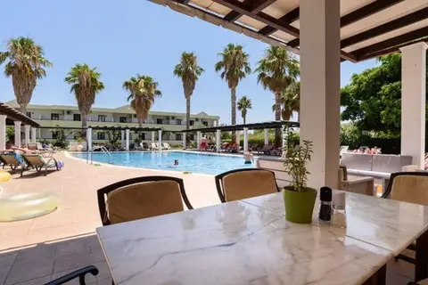 Pefkos Village Resort in Ρόδος — foto 17