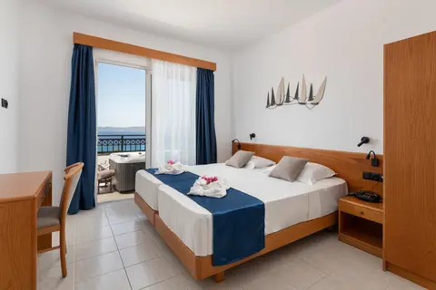 Lindos Nest in Πεύκοι — foto 23