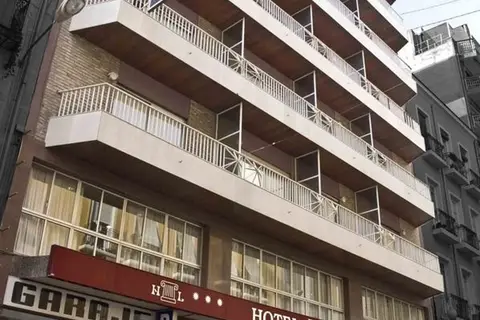 Leuka in Alicante — foto 2