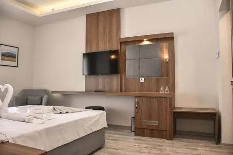 Mimoza Beach Hotel in Yeniboğaziçi — foto 16