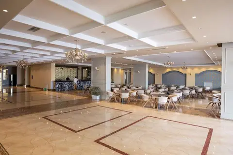 Hotel Grand Blue Fafa in Golem — foto 12