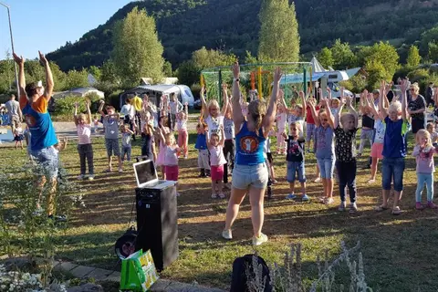 Camping La Roche D Ully in Ornans — foto 11