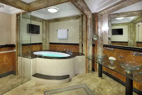 Al Habtoor Grand Resort Autograph Collection in دبي — foto 25