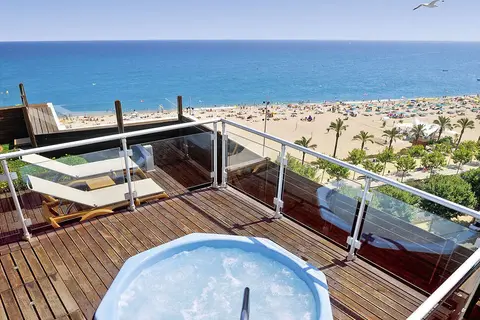 Hotel GHT Maritim in Calella — foto 2