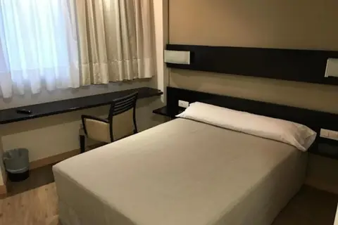 Blu Hotel Pamplona in Valle de Elorz / Elortzibar — foto 13