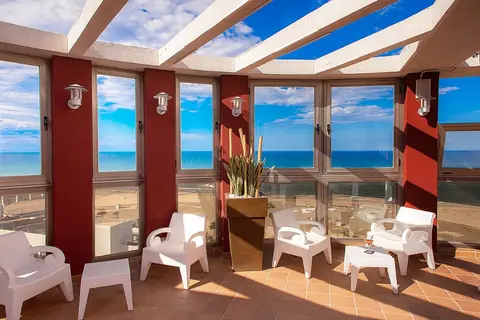 Hotel RH Gijon in Benlloc — foto 15