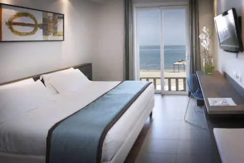 Yes Hotel Touring in Rimini, foto 3