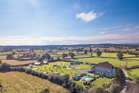 Camping La Maison Bornat in Versaugues — foto 8