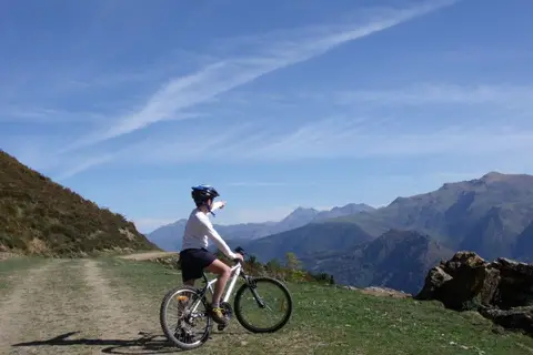 Airotel Pyrénées in Esquièze-Sère — foto 20