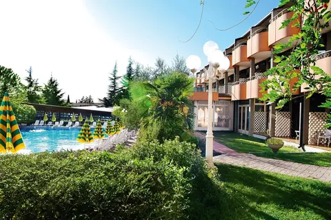 Hotel Royal & Hotel Palme & Suite in Bardolino — foto 11