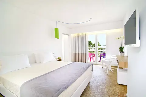 Marathon Beach Resort in Νέα Μάκρη — foto 19