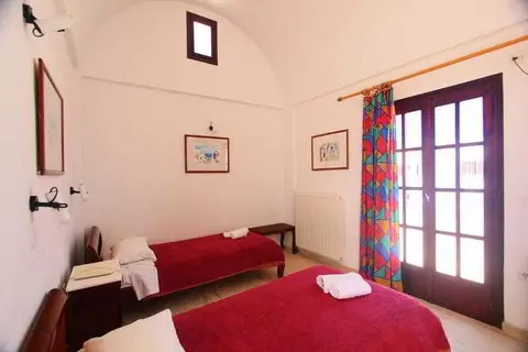 New Haroula in Φηρά Θήρας — foto 23
