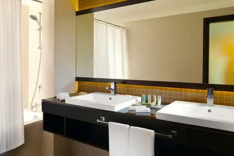 Towers Rotana in Dubai — foto 15