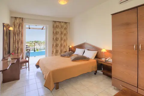 Corali Hotel in Τιγκάκι — foto 23