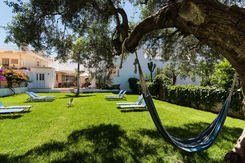 Emerald Hotel in Αγία Μαρίνα — foto 4
