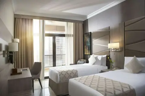 Two Seasons Hotel & Apartments in Dubai — foto 15