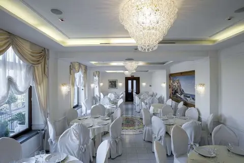 La Panoramica Hotel in Castellammare di Stabia — foto 21