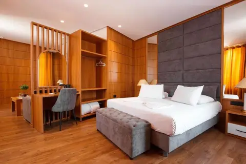 Hotel Cajupi in Gjirokastra — foto 15