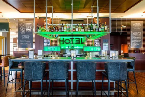 Courtyard by Marriott Amsterdam Airport in Hoofddorp — foto 2