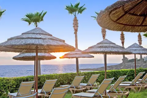 Atlantica Golden Beach Hotel in Paphos — foto 7