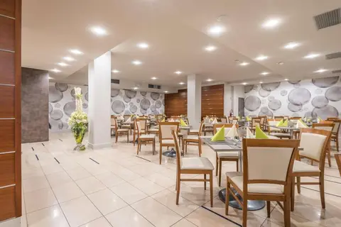 Hotel Caravel Torbole in Nago-Torbole — foto 6